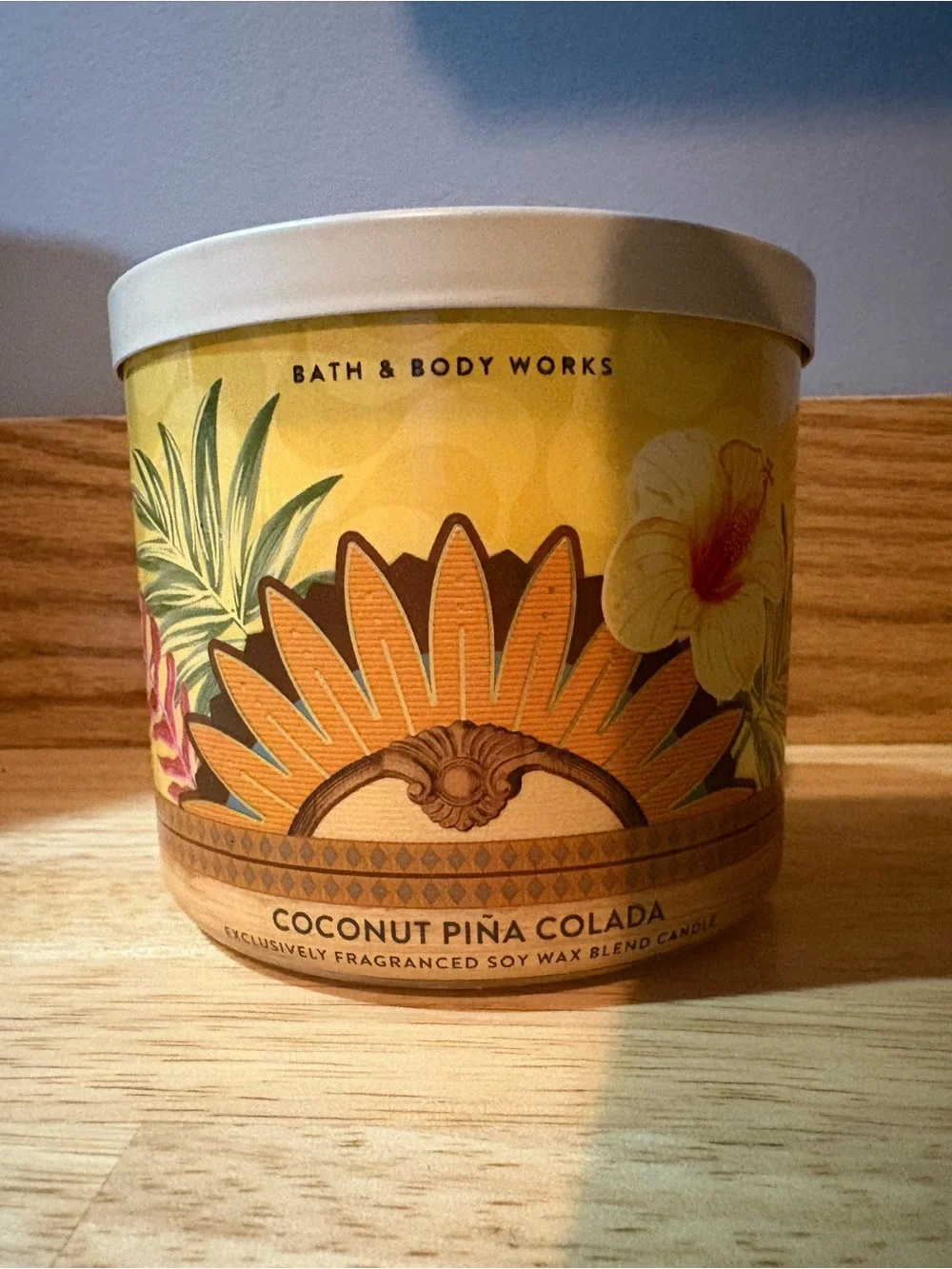 Bath & Body Works Coconut Piña Colada Candle